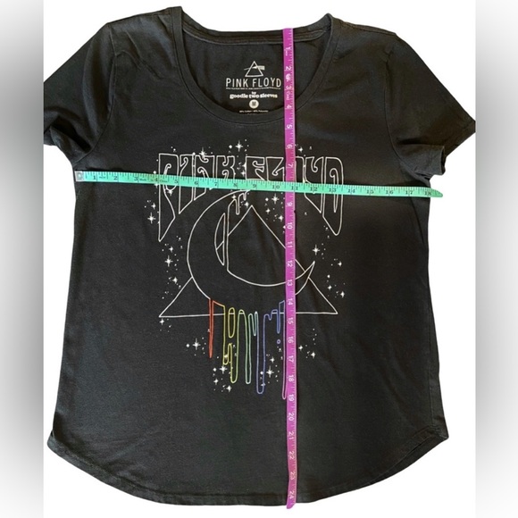 Pink Floyd Moon Dripper Black multi color Graphic T-shirt Women’s size Medium - Picture 4 of 5